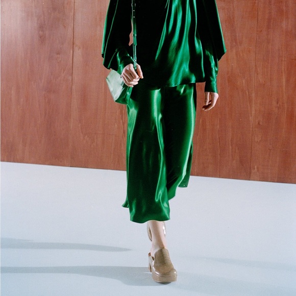 Zara green slip skirt - Picture 1 of 1